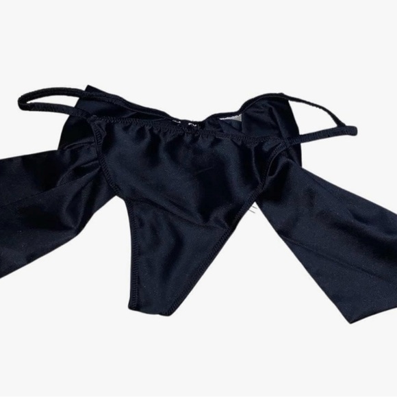 Elegant Black Satin Thong - Picture 4 of 5